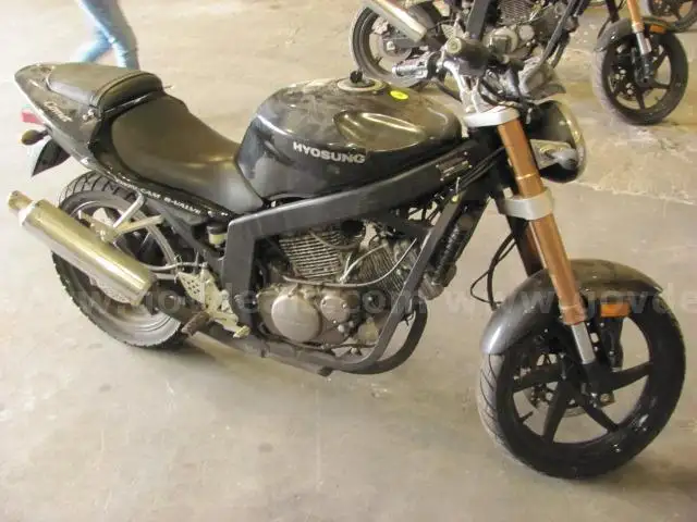 2009 Hyosung Suzuki GT250