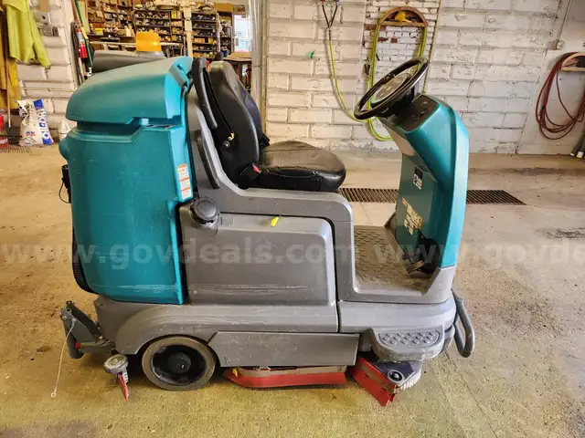 Tenant T12