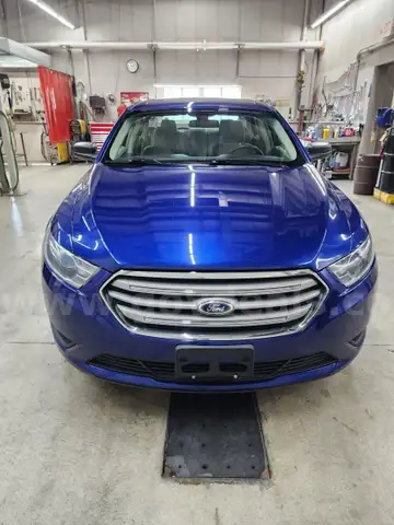2015 Ford Taurus