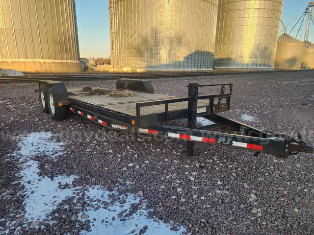 2016 18' PJ Tiltbed Trailer
