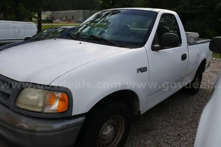 TRUCK, 1997 FORD F-150 (PC# A0300349)