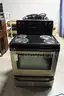 STOVE, FRIGIDAIRE