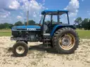 TRACTOR, 1995 FORD 8240 (PC# 195010)