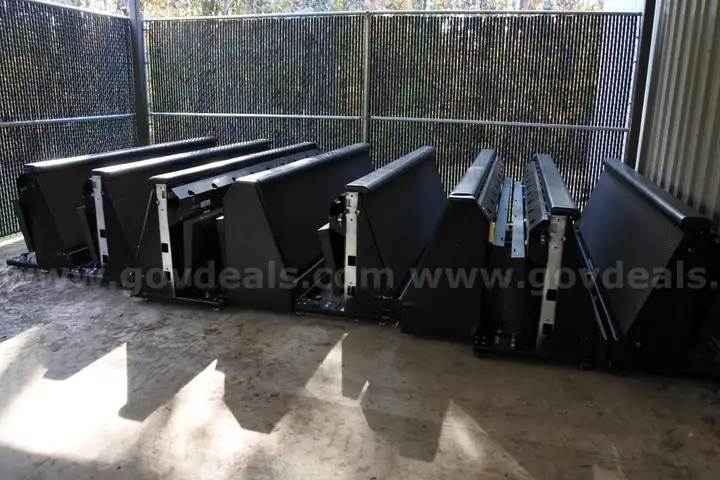 TABLES, LOT OF SCORING (PC# A0701033)