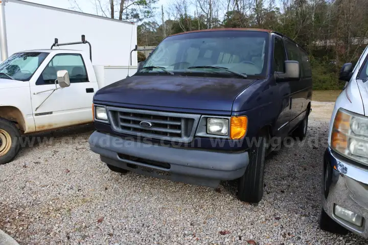 VAN, 2006 FORD E-150 (PC# A0300321)