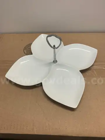 Assorted Servingware (See Description)