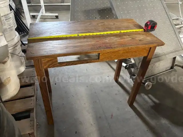 Vintage wooden side table/desk