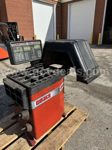 Coates 1004 Computer Wheel Balancer