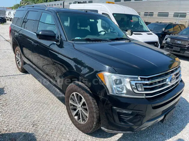 Unit 18063 - 2018 Ford Expedition 4X4 Gas, 3.5L V6, was K-9 police unit, rear seats removed