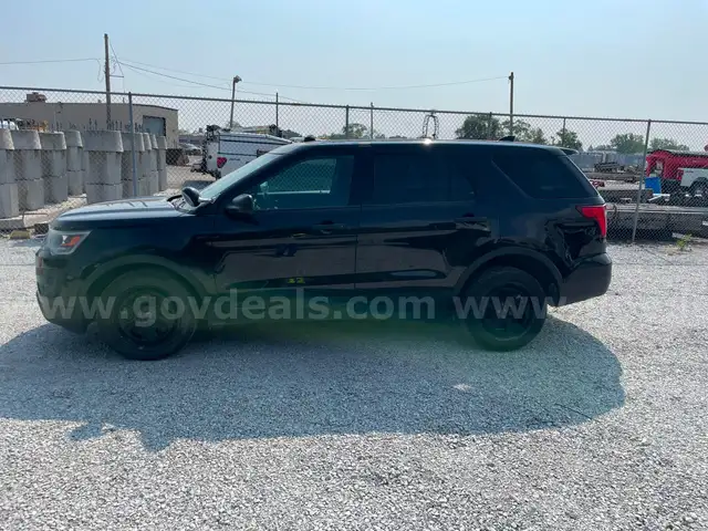 Unit 17049 - 2017 Ford Explorer 4X4 Gas, 3.7L V6, was a police vehicle