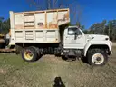 1994 Ford F800F Dump Truck