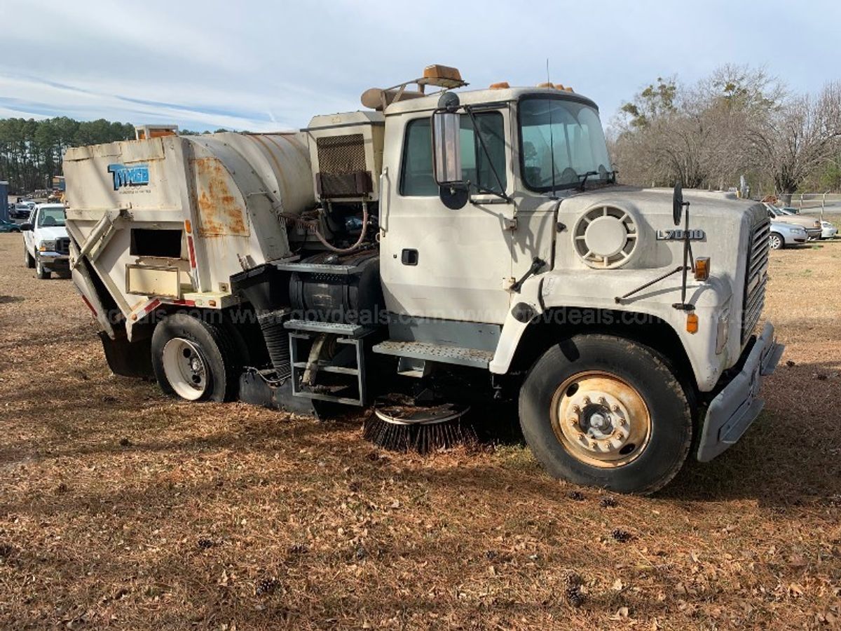 1997 Tymco Sweeper | GovDeals