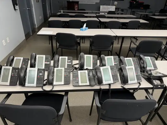 Mitel 5330e   IP phone system