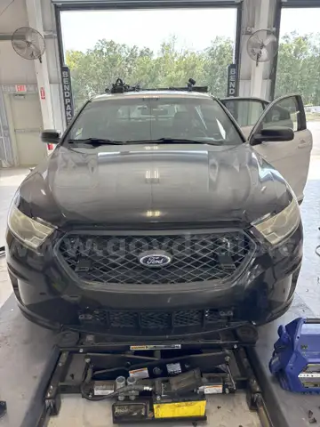 2015 Ford Taurus