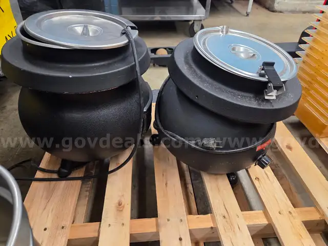 2 Soup Kettles
