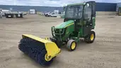 2016 John Deere 1025R Sub-Compact Riding Tractor w/ Snowblower, Loader and Broom
