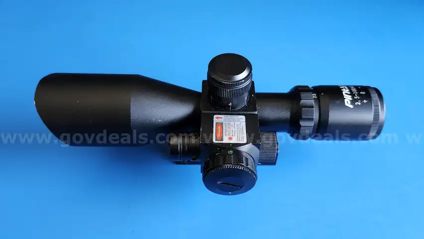 Scope: Pinty 2.5-10x40