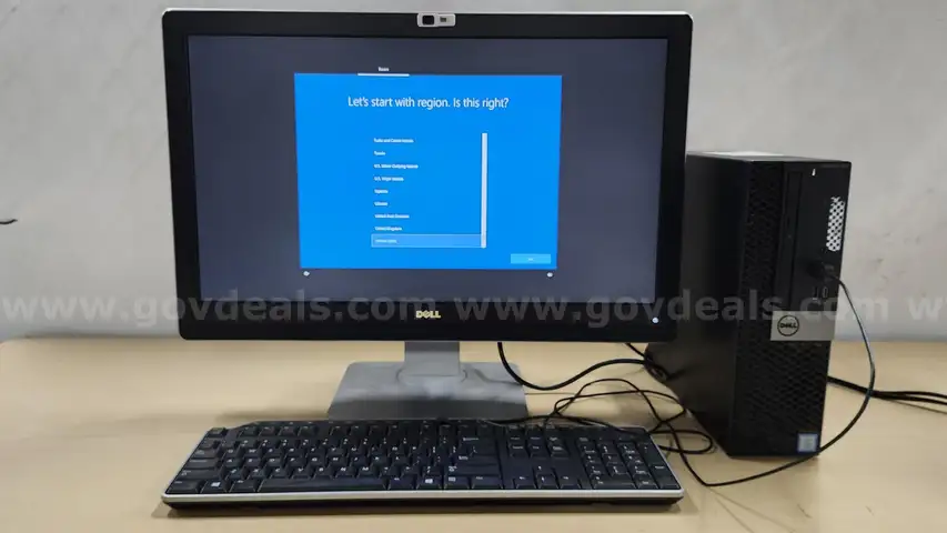 Computer Package: Dell OptiPlex 7050, 23&#x22; Monitor, Keyboard