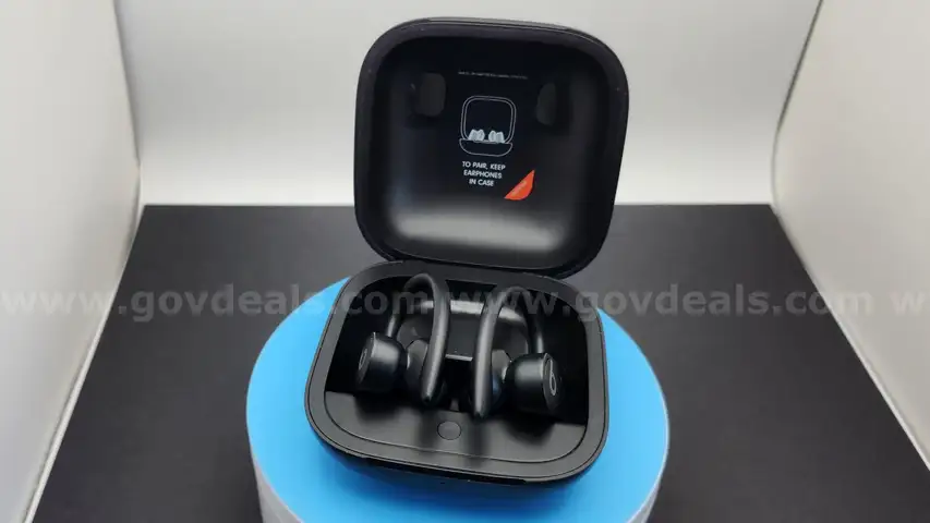 Beats Powerbeats Pro Wireless Earbuds