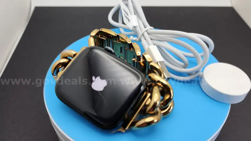 Apple Watch Series 8
