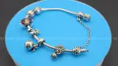 Bracelet: Pandora