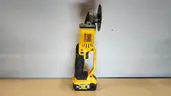 Cordless 4-1/2&#x22;/5&#x22; Grinder with Battery: Dewalt DCG412