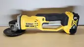 Cordless 4-1/2&#x22;/5&#x22; Grinder with Battery: Dewalt DCG412