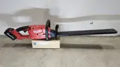 Cordless Hedge Trimmer with Battery: Milwaukee 2726-20