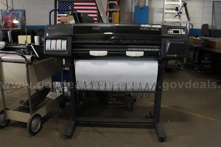 (1) HP Designjet 1050c Plus Model C6074B