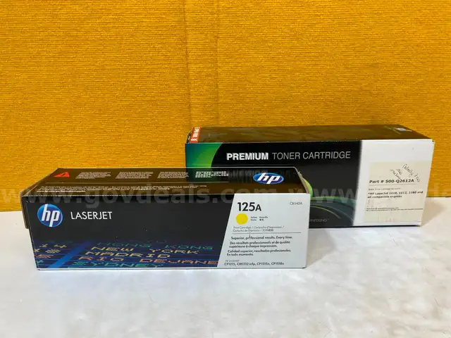 (1) 2 HP Toner Cartridges