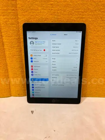(1) iPad Air 2 9.7" - 1500 MHz, 2 GB Ram, 128 GB SSD Storage