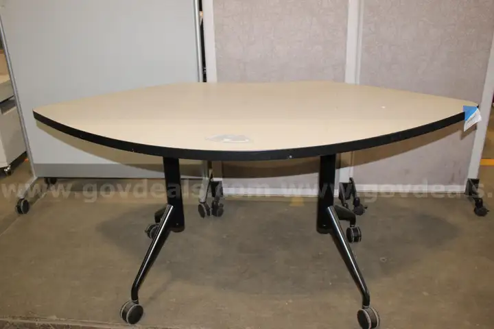 (1) KI Trek Collaborative Table - Beige &#x26; Black