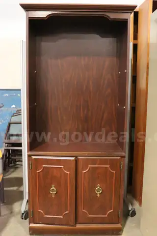 (1) Wooden Storage Cabinet &#x2013; Open Shelf + Dual Door Storage