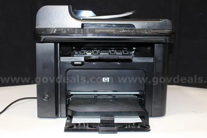 (1) HP LaserJet 1536 dnf MFP
