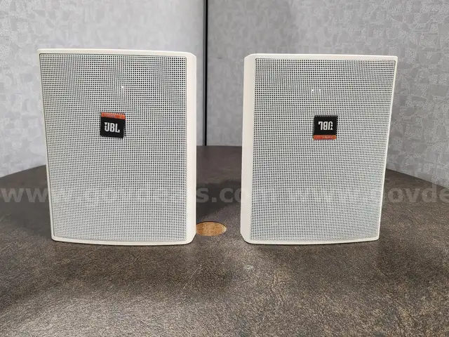(2) JBL Control 25 Speakers (set 3/3) - [IU-NW]