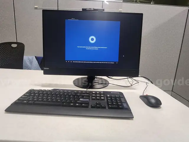 (1) Lenovo M920z All-in-One (ThinkCentre) &#x2013; Type 10S7 - [IU-NW]
