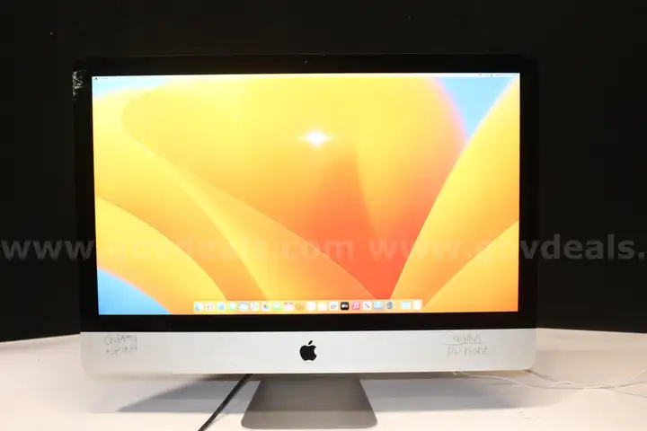 (1) Apple iMac 27&#x22; Retina 5K &#x2013; 2017, Core i5, 2TB, Chipped Corner