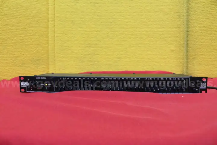 (1) RANE Me 30B Graphic Equalizer