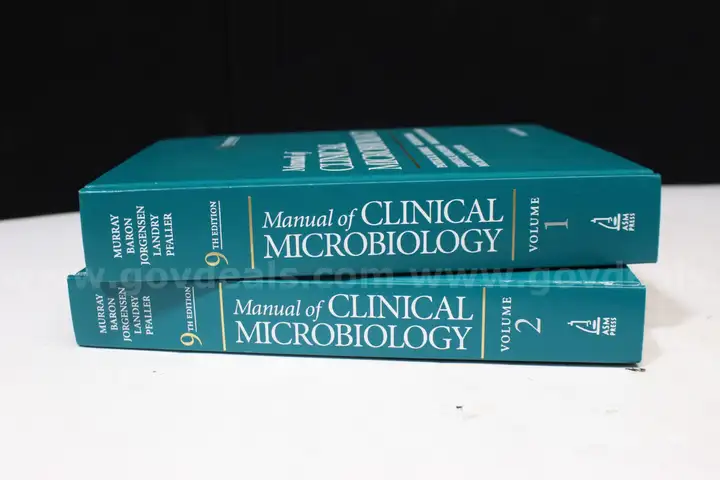 (2) Set of Manual of Clinical Microbiology 9th Edition Volume 1 &#x26; 2