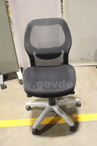 (1) Black Mesh Office Chair w/ Casters