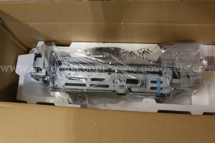 (1) Ricoh Punch Unit PU3070 NA