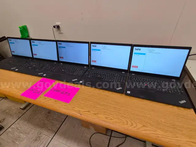 (5) Lenovo T15 Laptop (ThinkCentre) - [IU-NW]