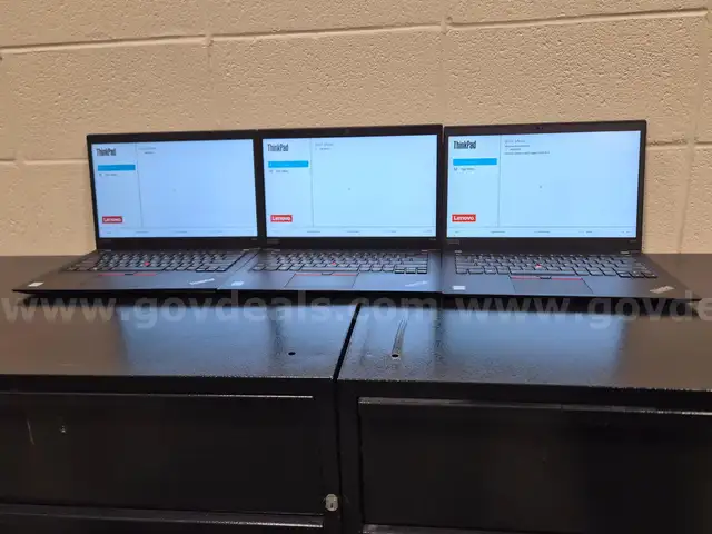 (3) Lenovo T490 Laptops - [IU-NW]