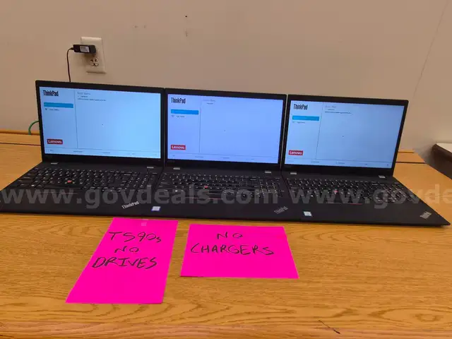 (3) Lenovo T590 Laptops - [IU-NW]