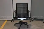 (1) Steelcase Think Office Chair