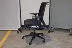 (1) Steelcase Think Office Chair