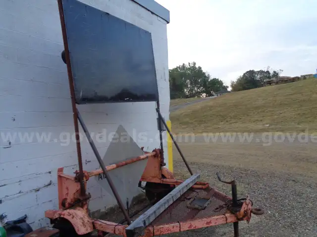 60&#x22; Arrow Board Trailer
