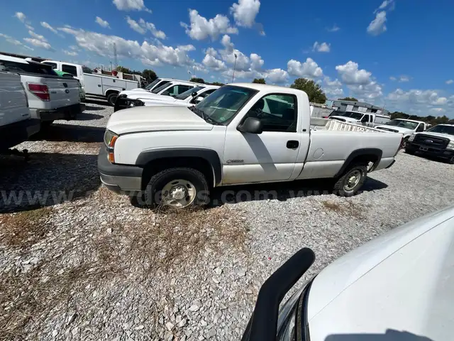 2003 Chevrolet Silverado 2500 2WD