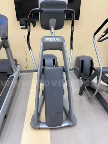 CLASSROOM DOWNSIZING - USED Precor EFX 546i