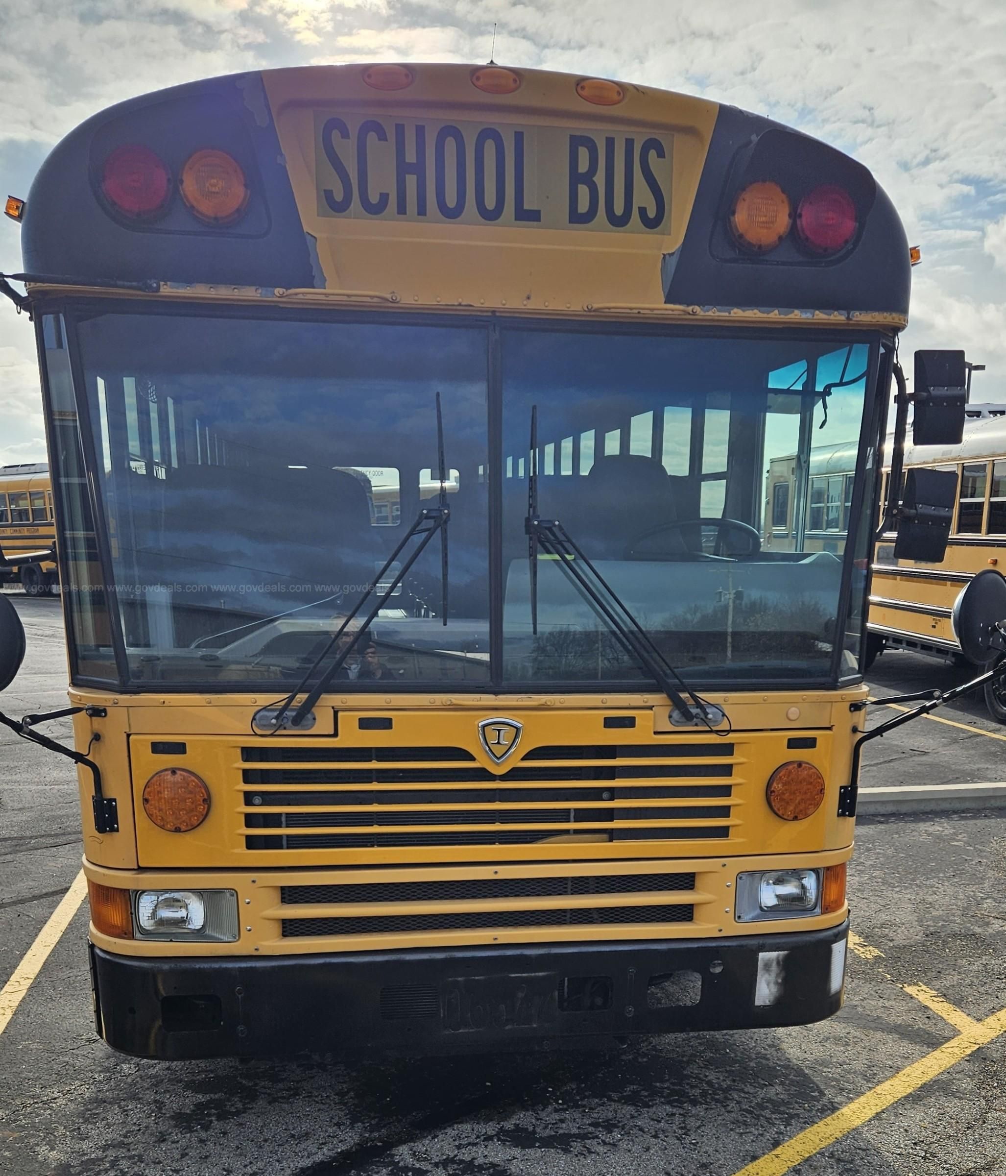 趣味 TRANSIT 2011 International Transit Handicap School Bus | AllSurplus